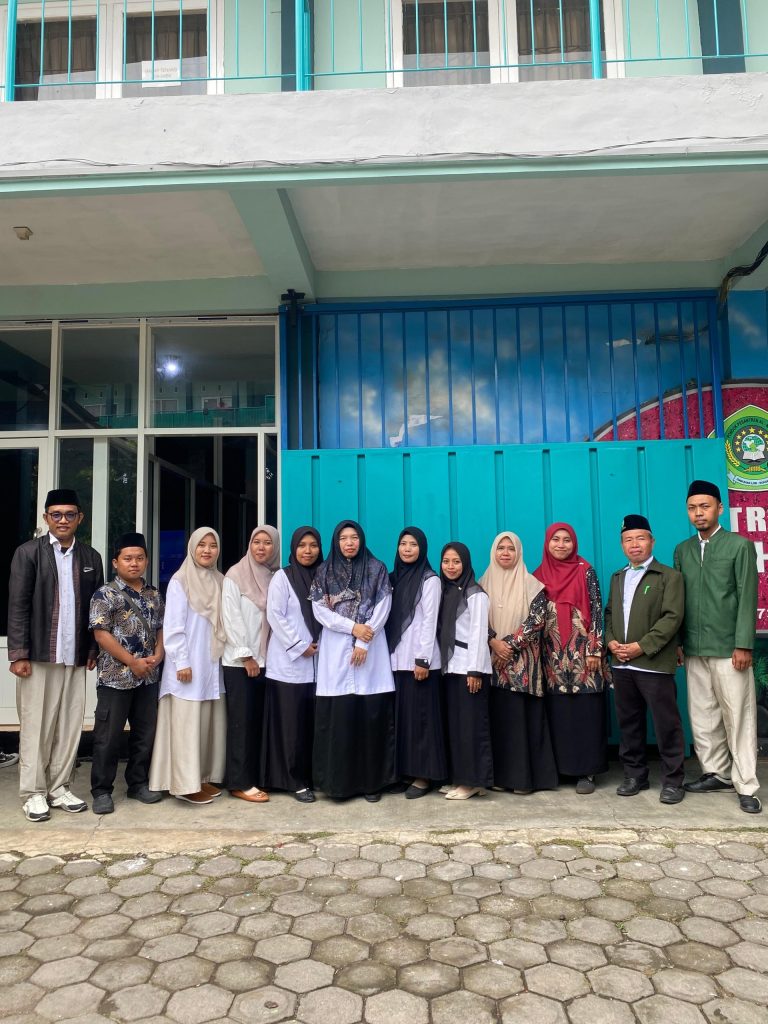 MTs Miftahul Midad mengikuti pendampingan EDM - Erkam & Evaluasi Program Gema Berbaris.